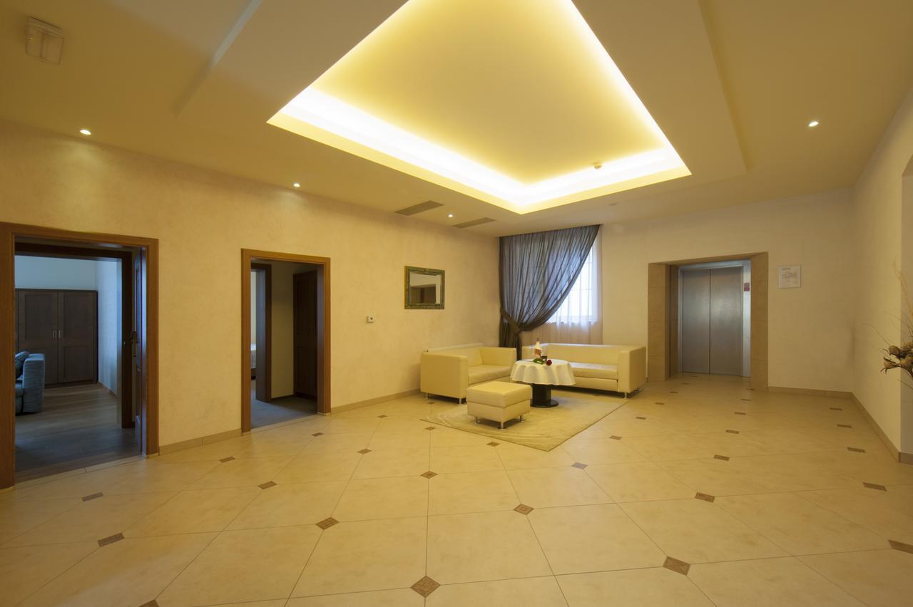 Hotel Mario Lednice Exterior foto